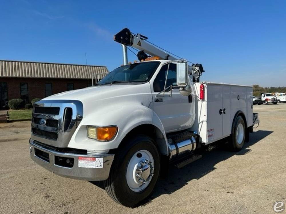 2011 Ford F750