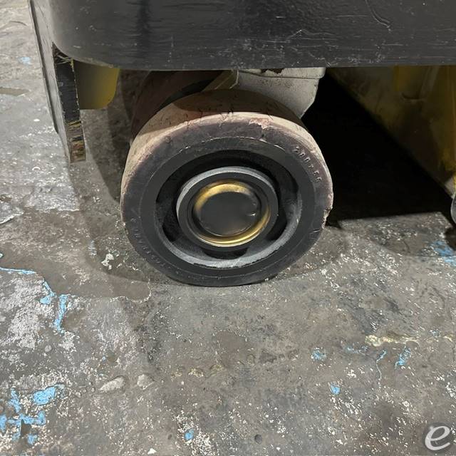 2022 Yale NR045EB