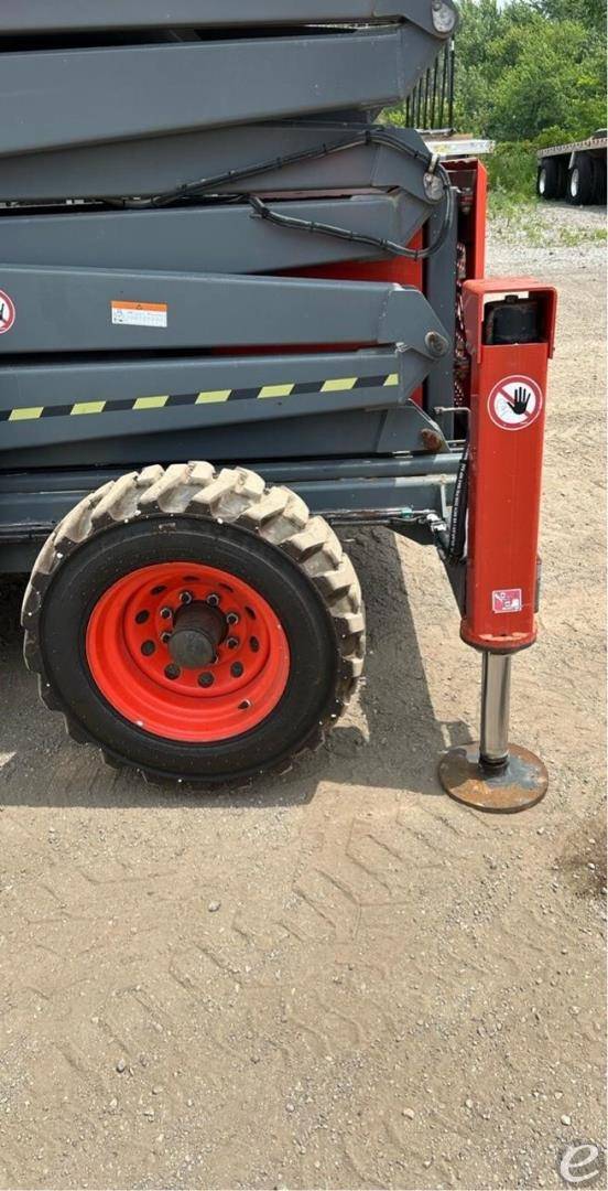 2015 Skyjack SJ9250RT