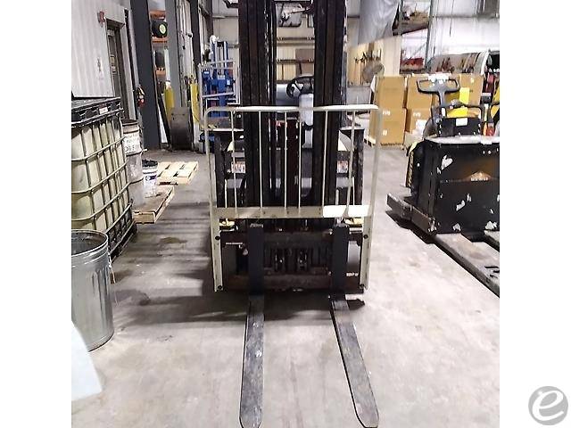 2018 Yale ERP035VT