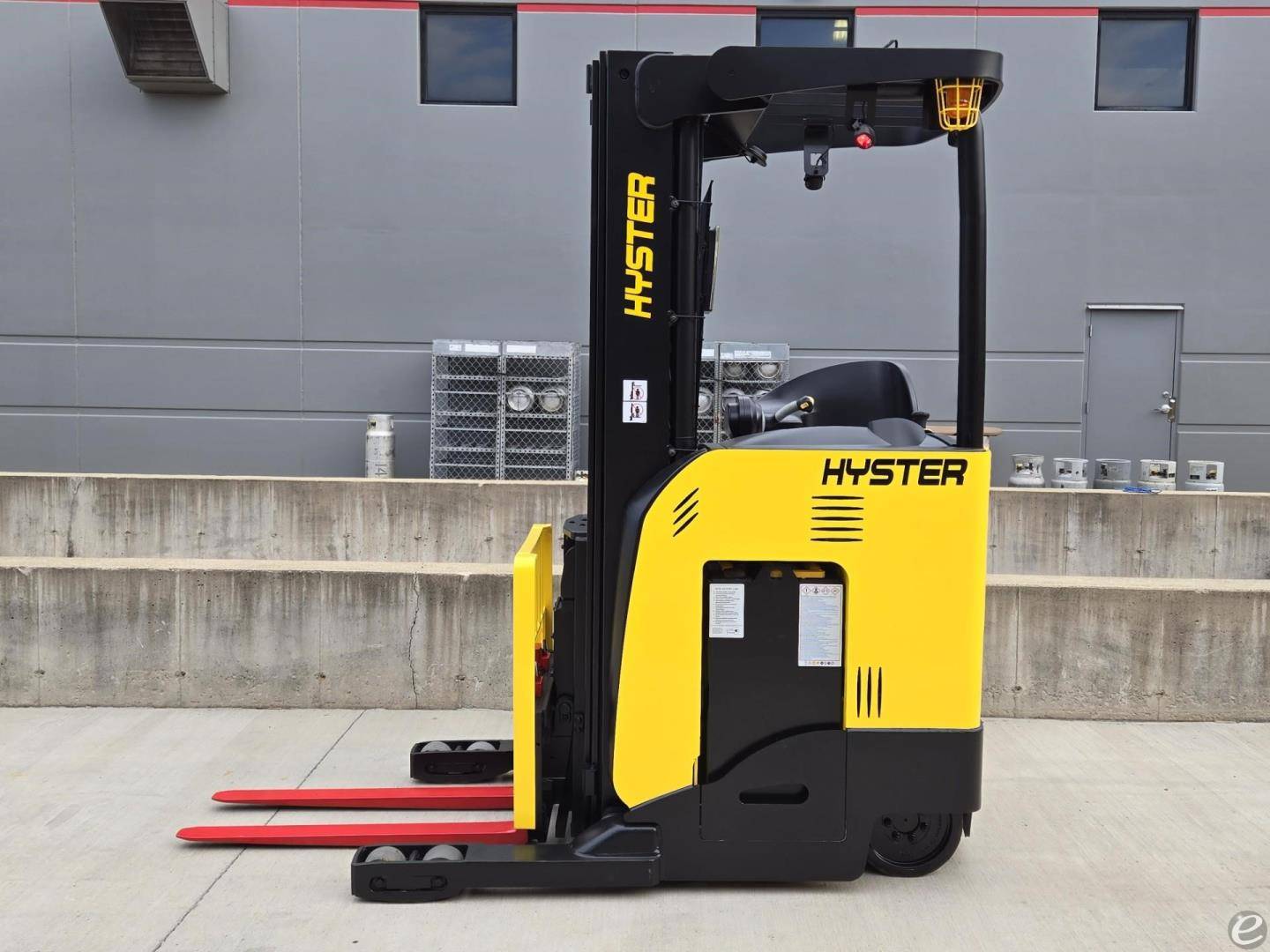 2019 Hyster N45ZR2 Electric Reach T...