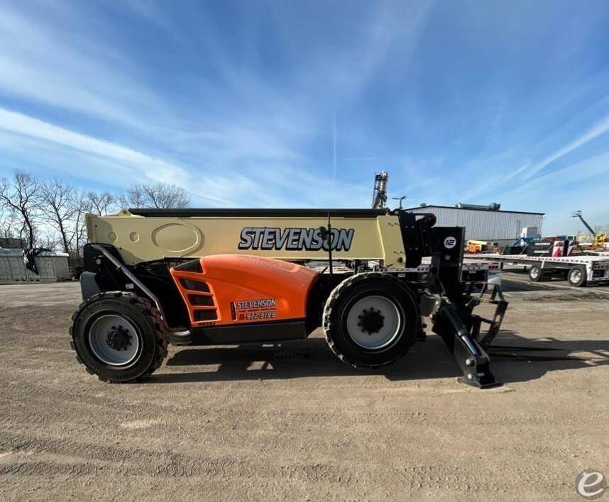 2022 JLG 1255