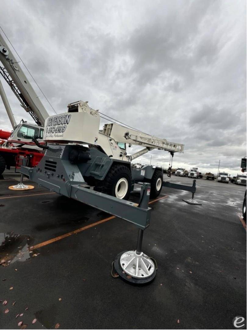 2006 Terex RT555