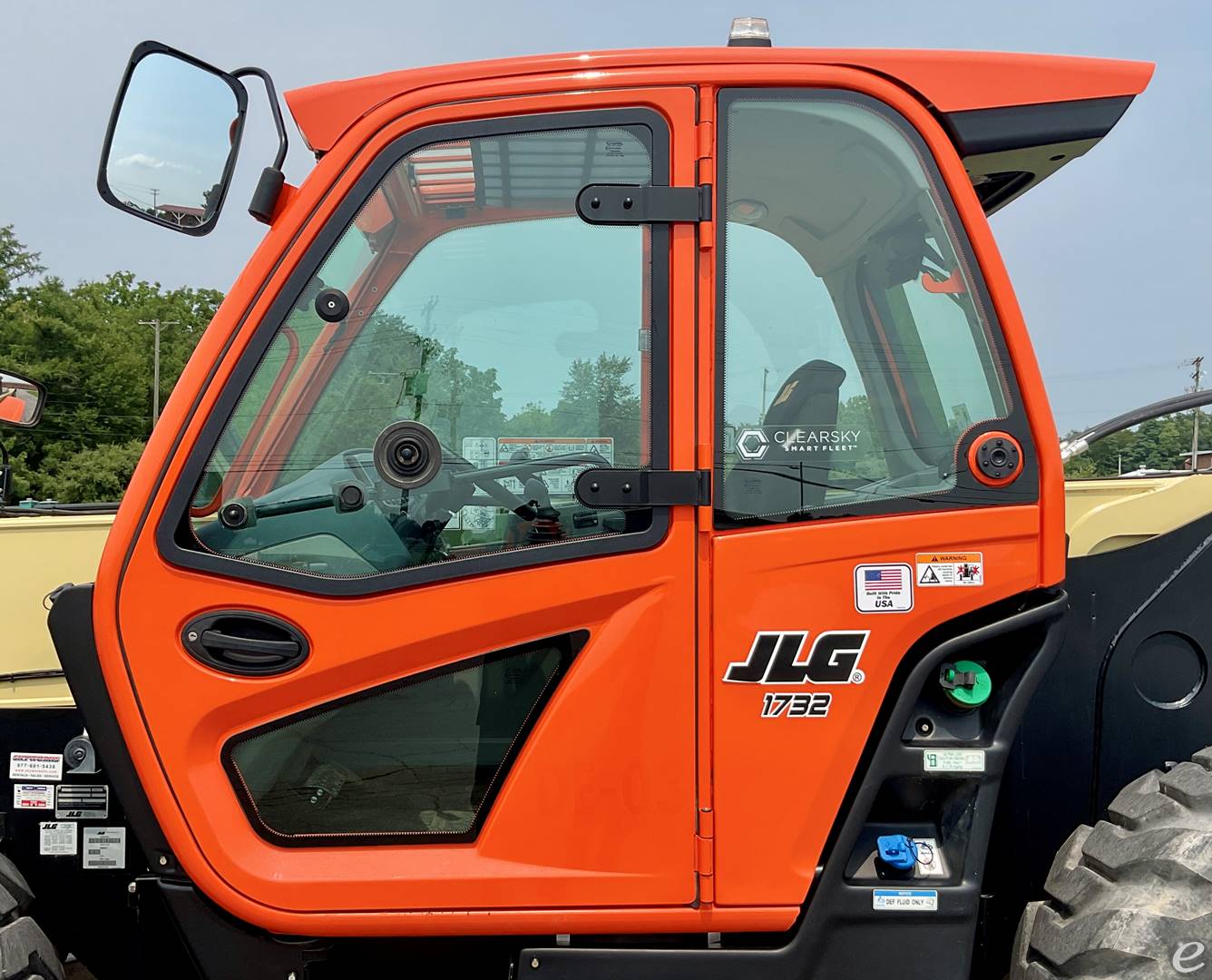 2025 JLG 1732