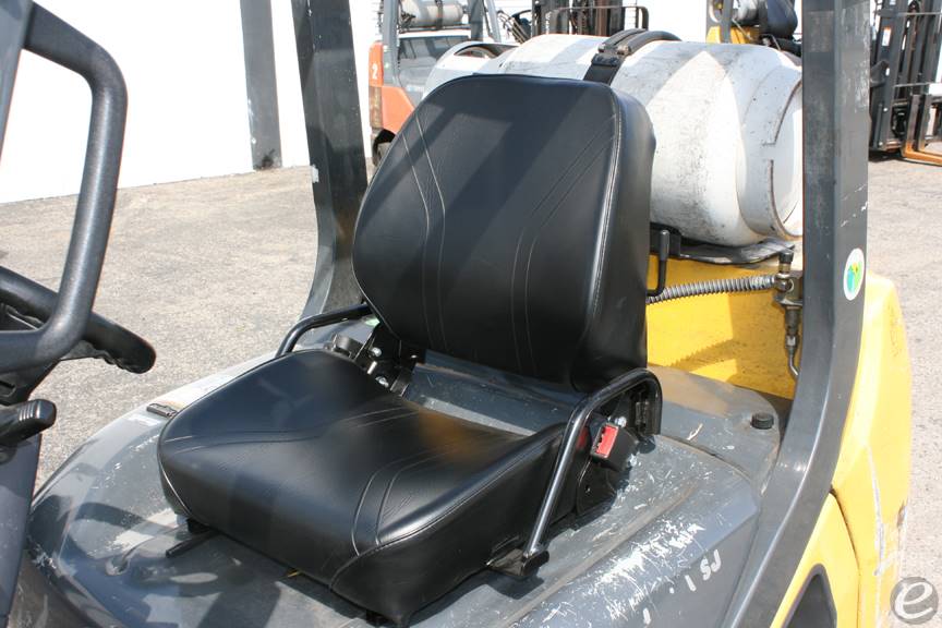 2012 Komatsu FG25ST-16