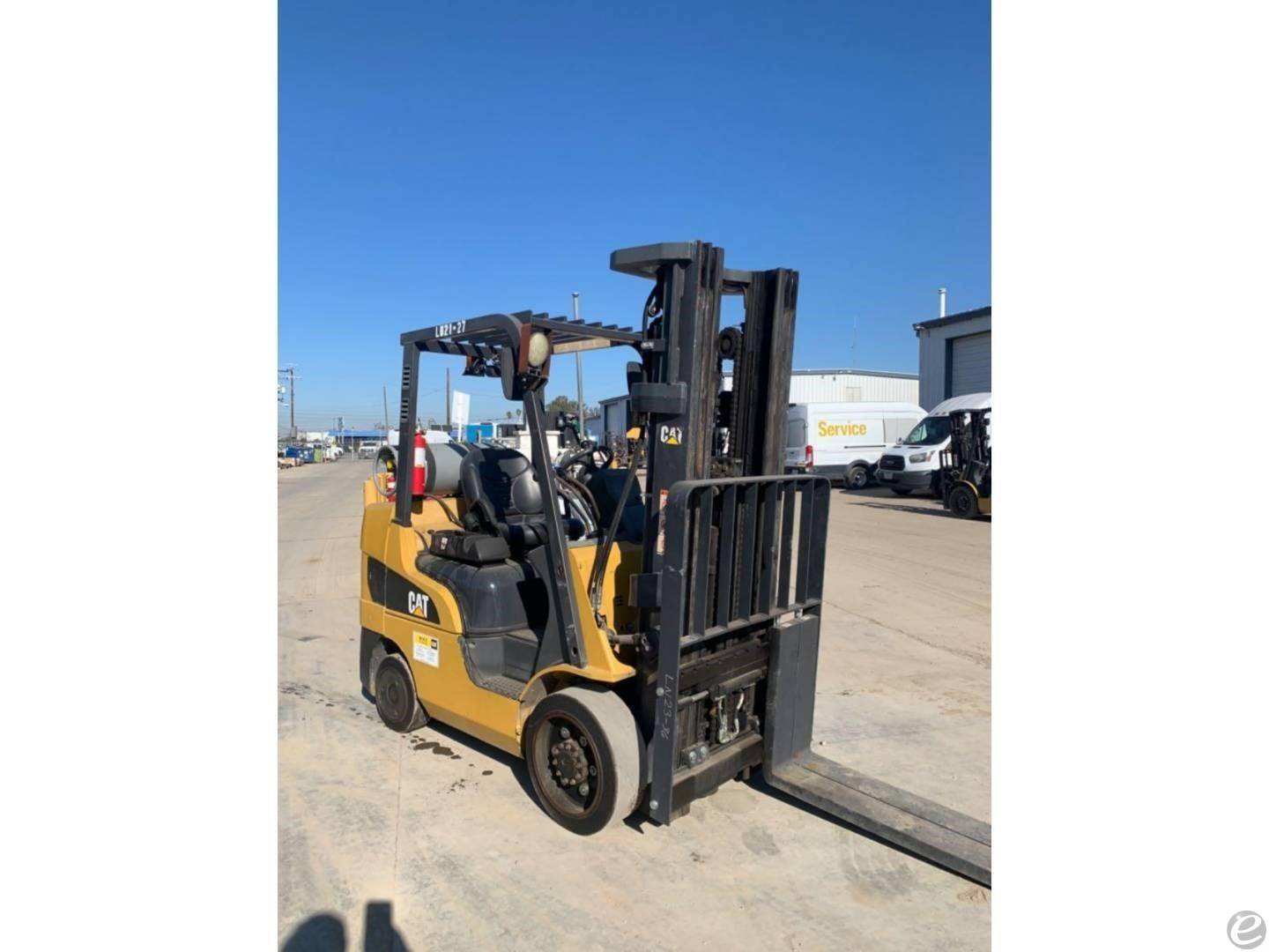 2015 Cat C6000