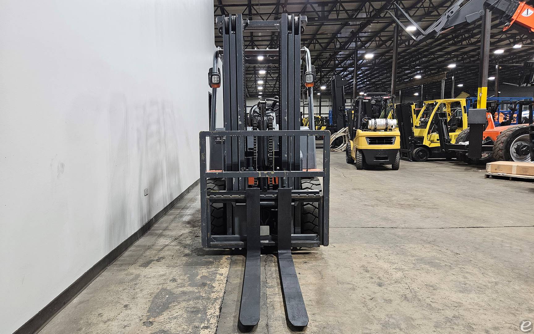 2017 Viper Lift Trucks FB35