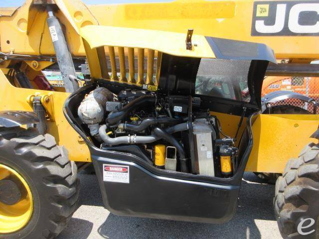 2015 JCB 510-56