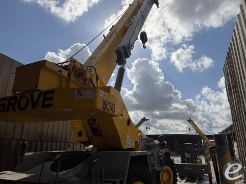 2002 Grove RT530E-2
