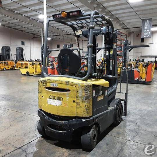 2014 Crown FC4510-40 Electric Forklift - 123Forklift