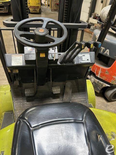 2012 Clark CGC50L LP Gas Forklift - 123Forklift