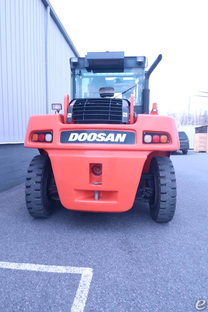 2012 Doosan D110S-5