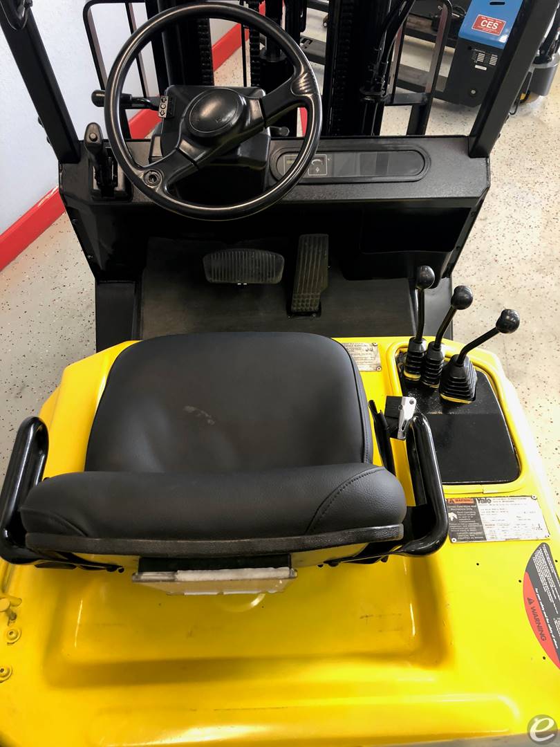 2005 Yale GLP030
