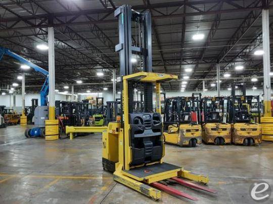 2017 Hyster R30XMA3 Electric Order Picker - 123Forklift