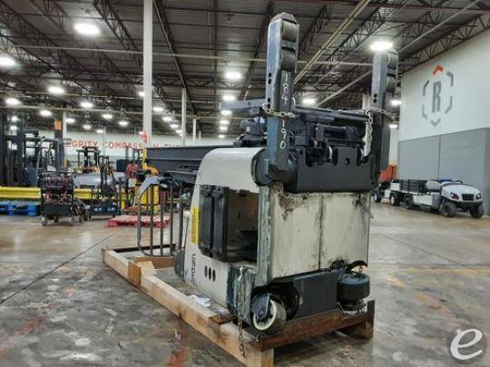 2017 Crown RMD6025-32 Electric Reach Truck - 123Forklift