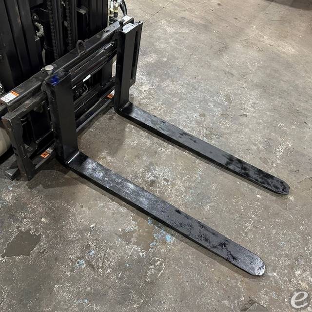 2023 Yale GLC050LX