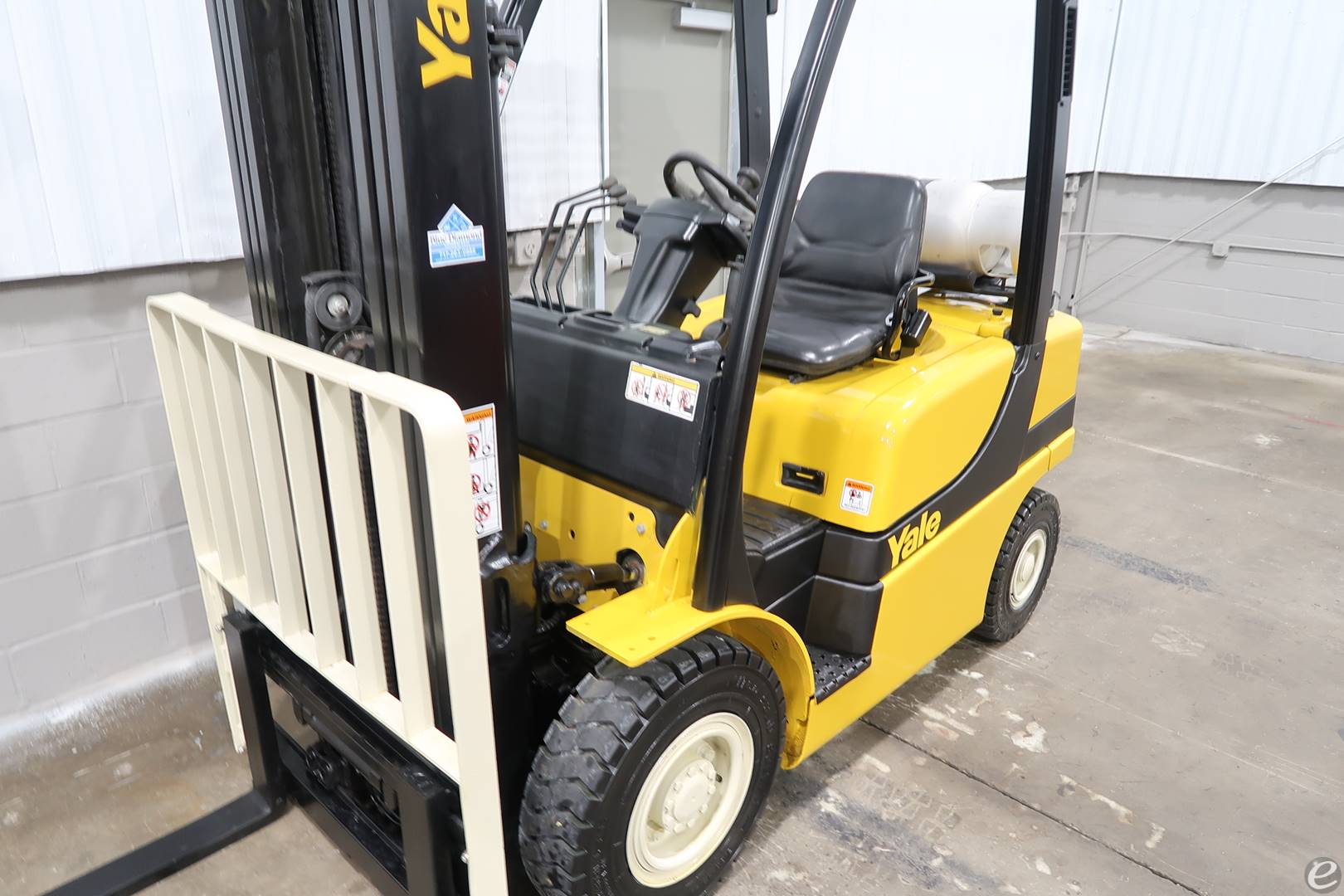 2013 Yale GLP050VX LP Gas Forklift - 123Forklift