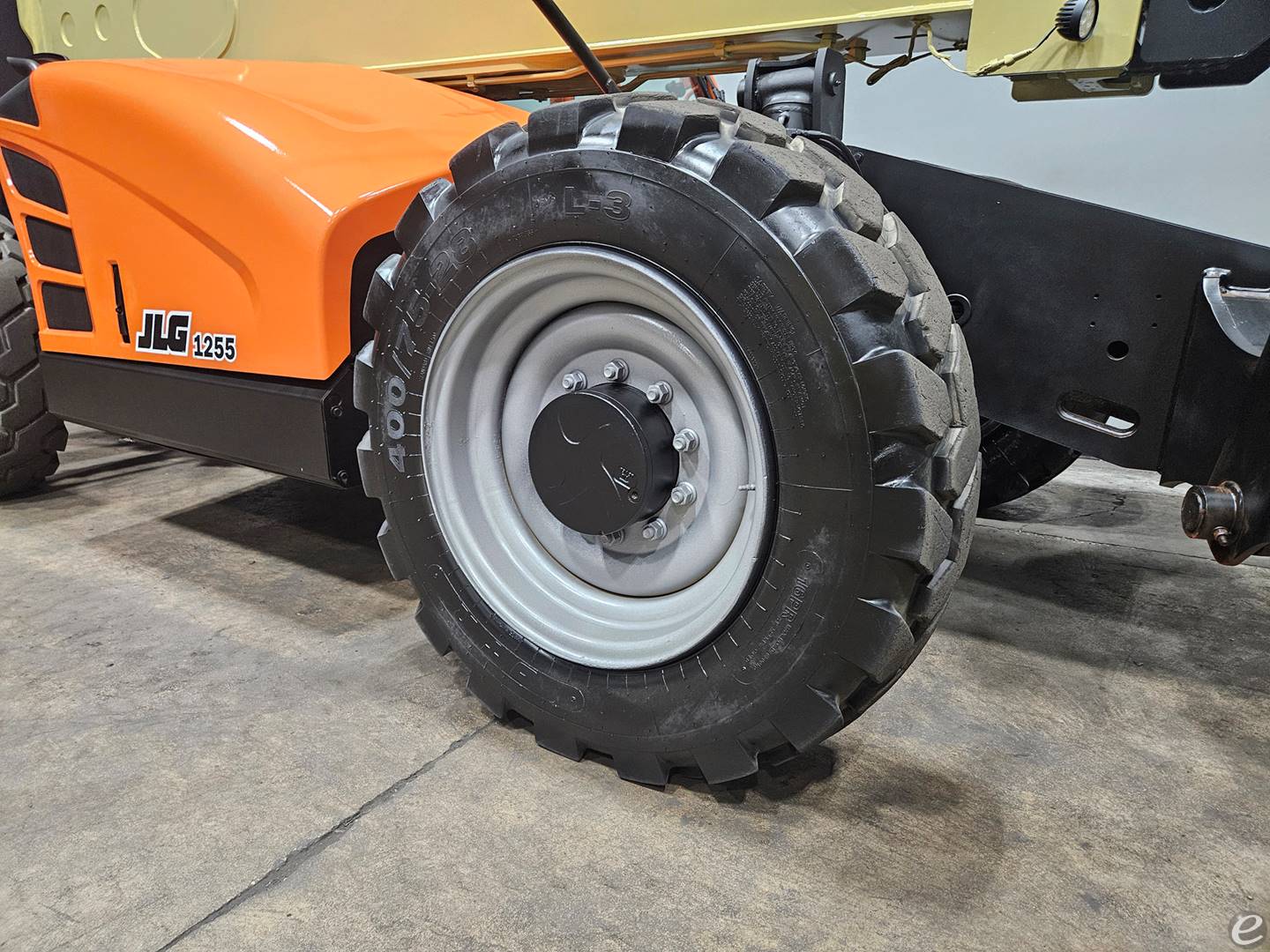 2021 JLG 1255