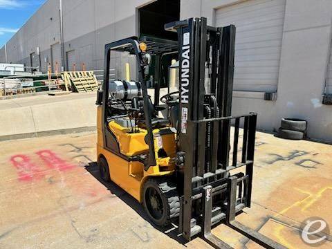 2012 Hyundai 25LC-7