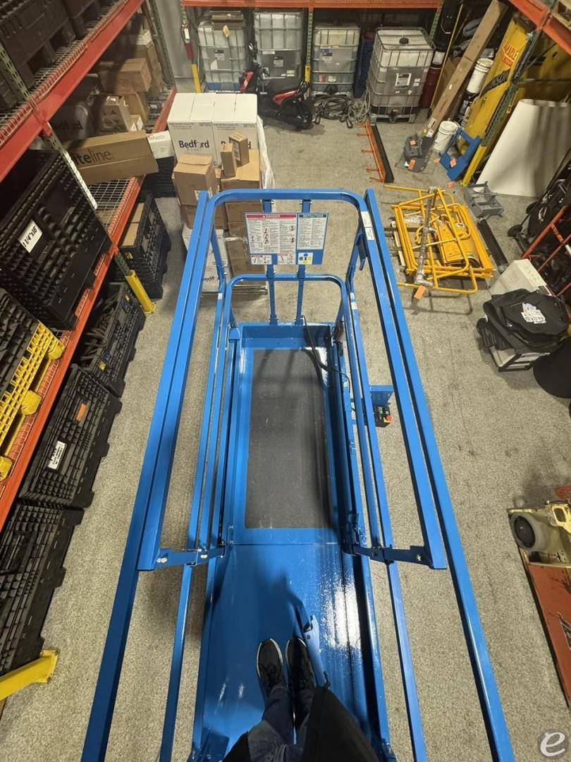 2012 Genie GS3232