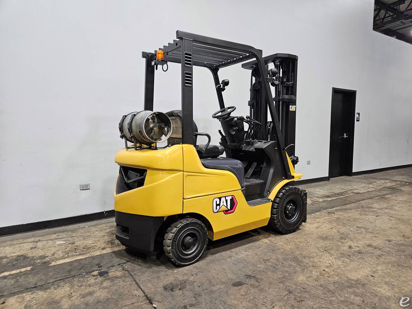 2013 Mitsubishi FG18N