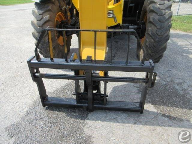 2015 JCB 507-42