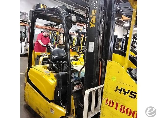 2018 Yale ERP040VT