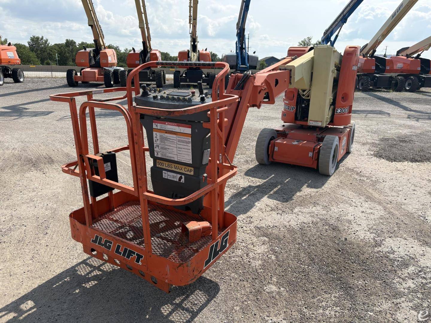 2002 JLG E300AJP