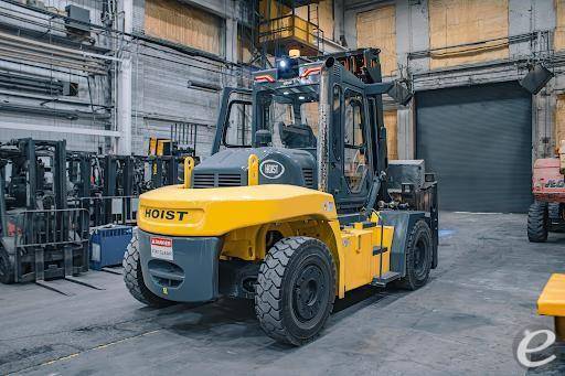 2024 Hoist Liftruck PV300