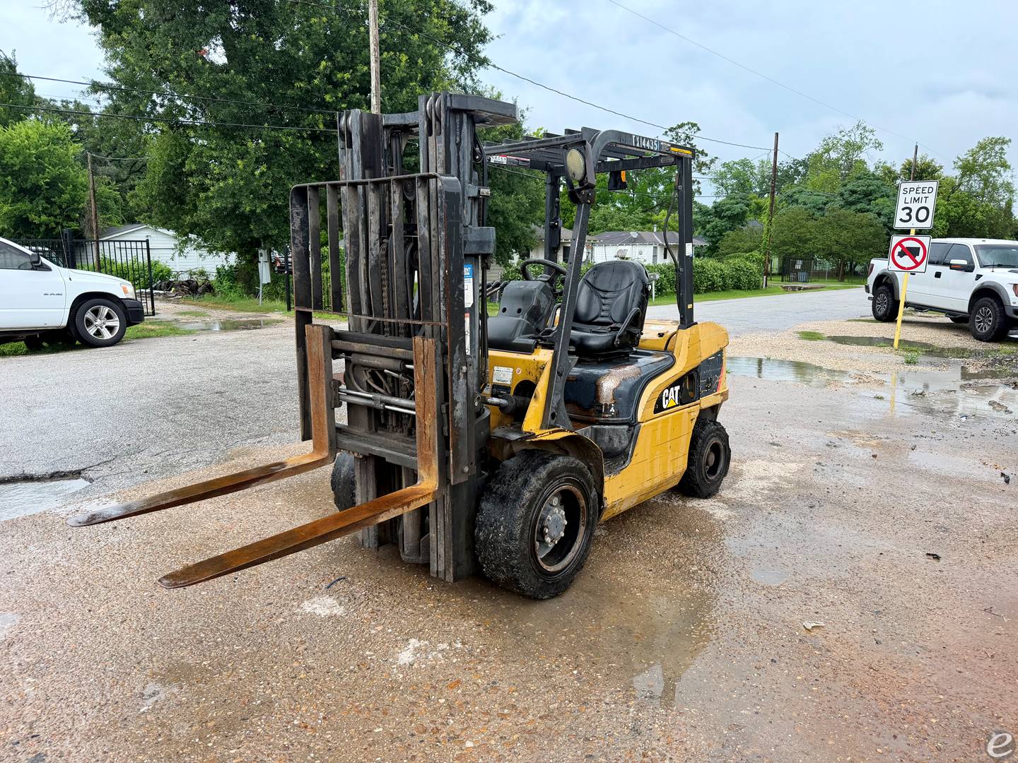 2015 Cat DP30N