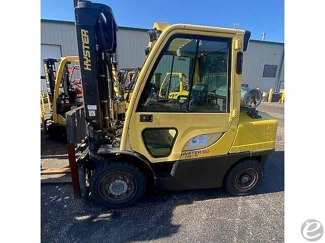 2015 Hyster H90FT Pneumatic Tire Forklift
