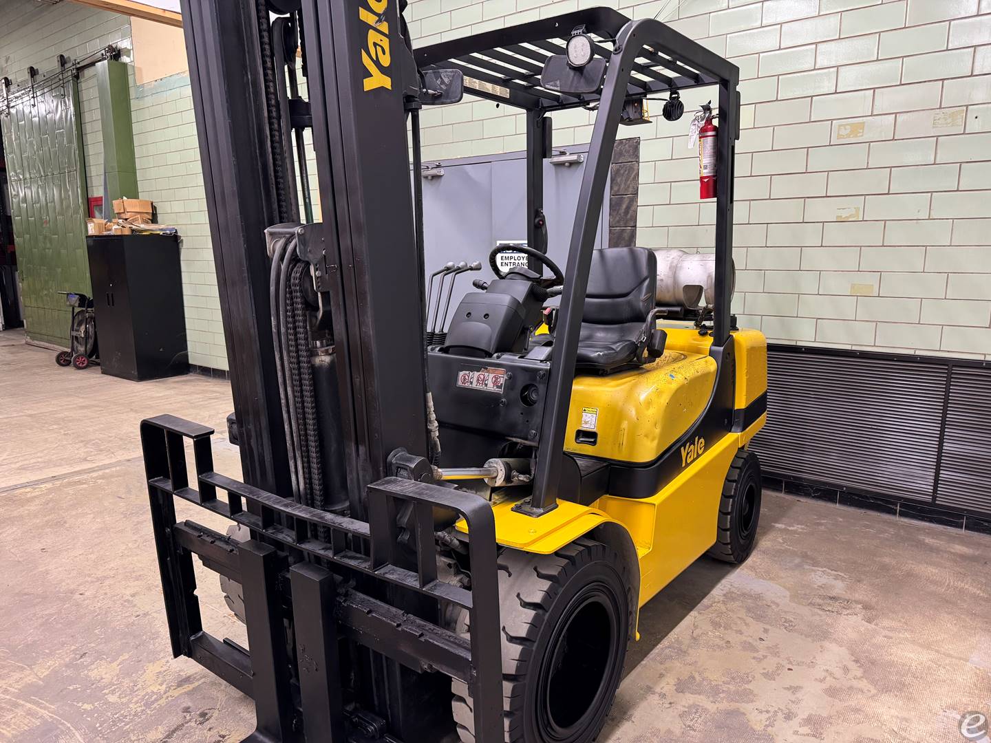 2017 Yale GLP060MX