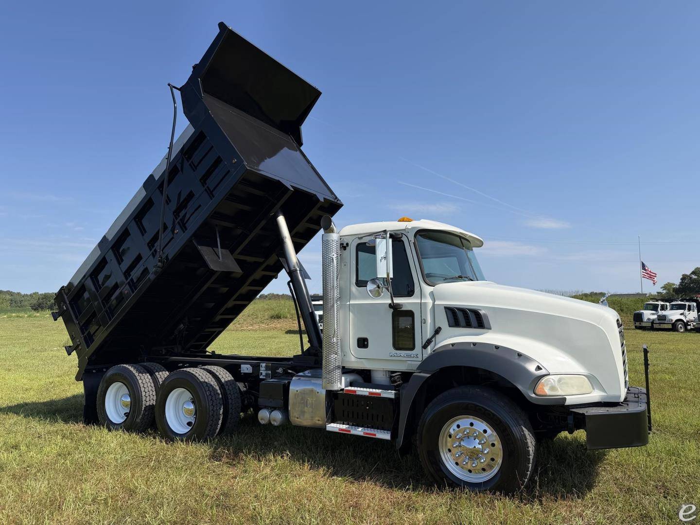2015 Mack GRANITE GU813