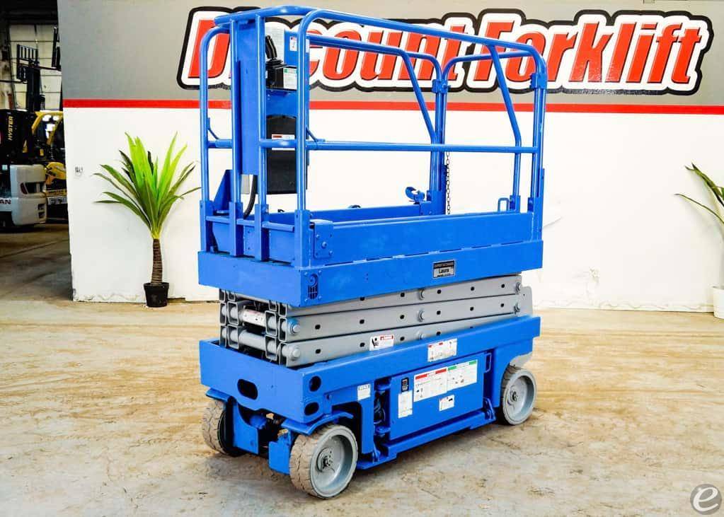 2000 Genie GS-1930 Electric Scissor Lift - 123Forklift