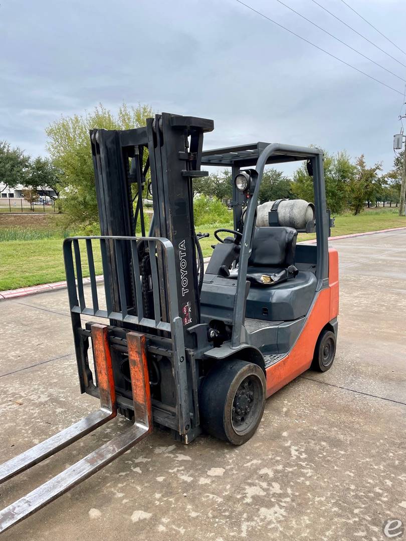 2008 Toyota 8FGCU30 LP Gas Forklift...
