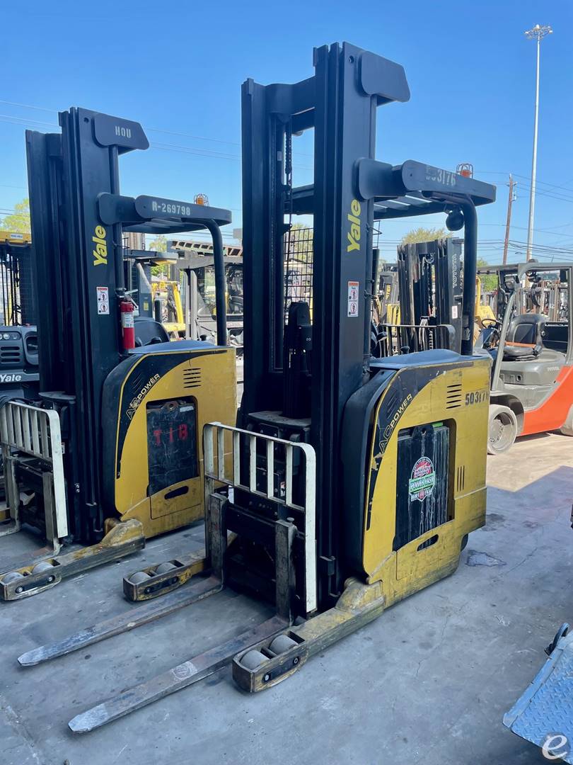 2011 Yale NR045EA Electric Reach Tr...