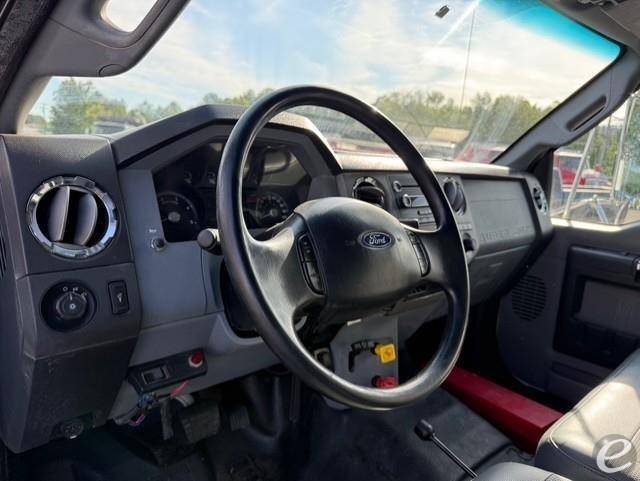2015 Ford F750 XLT