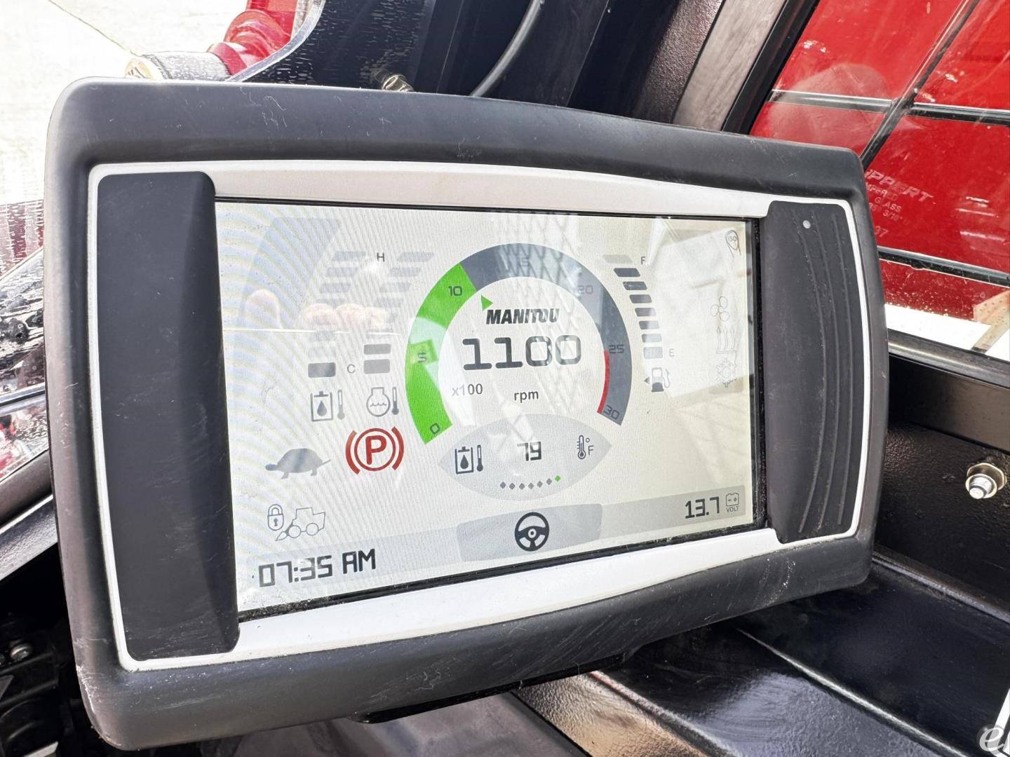 2025 Manitou 2750V