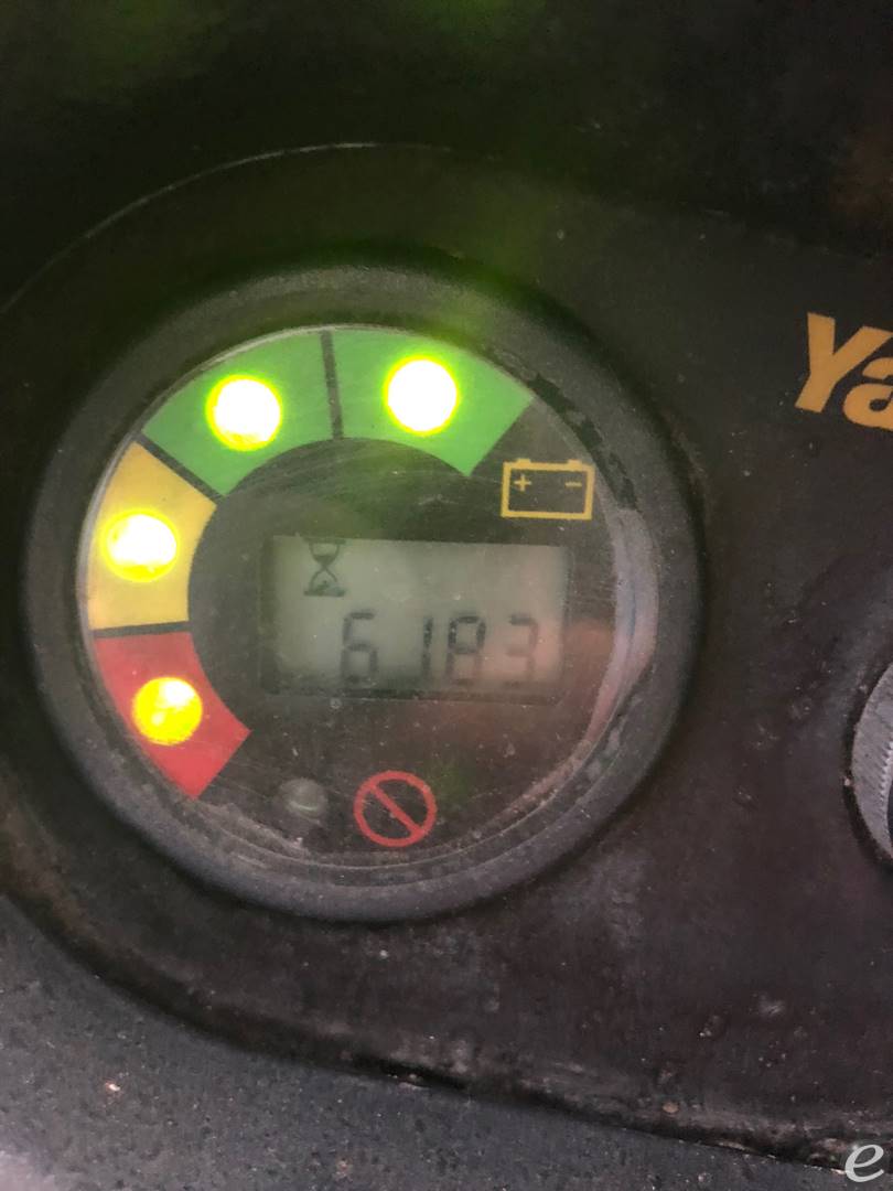 2009 Yale MPW050