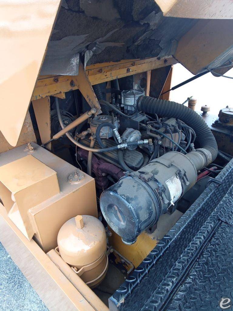 1996 Royal T300C