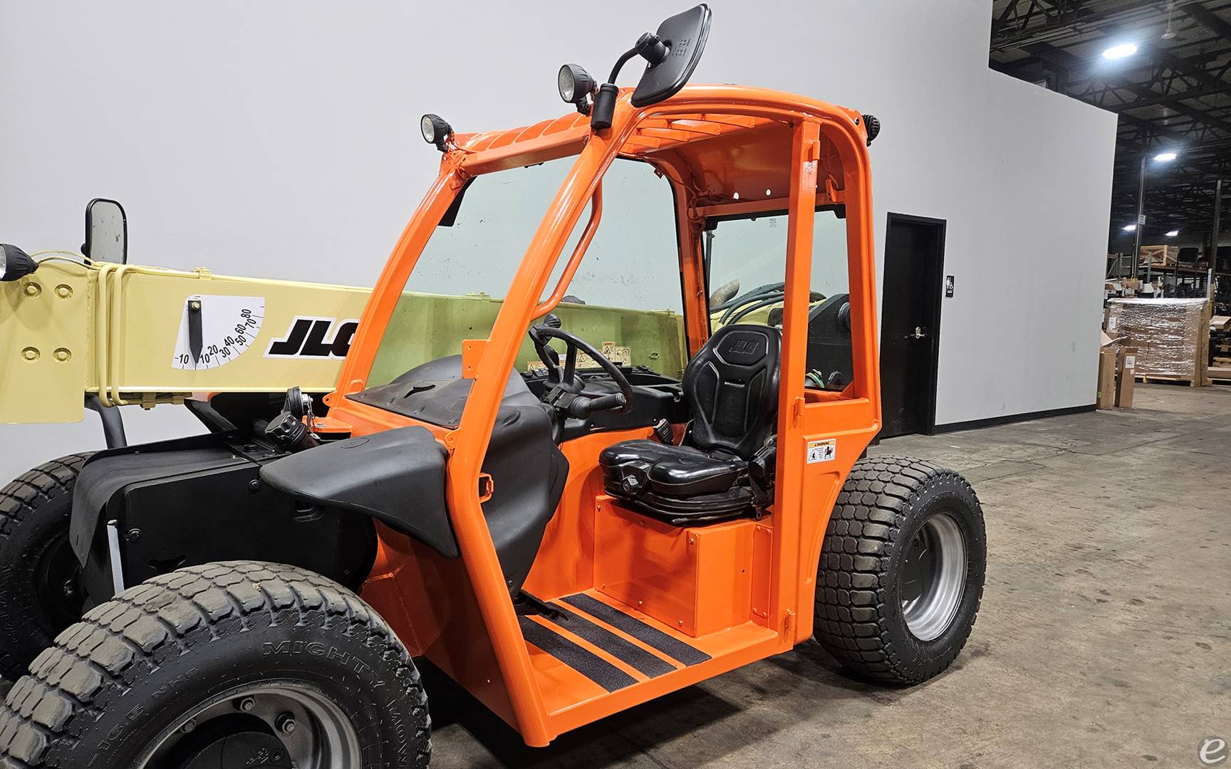 2017 JLG G5-18A