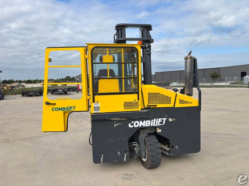 2022 Combilift C8000