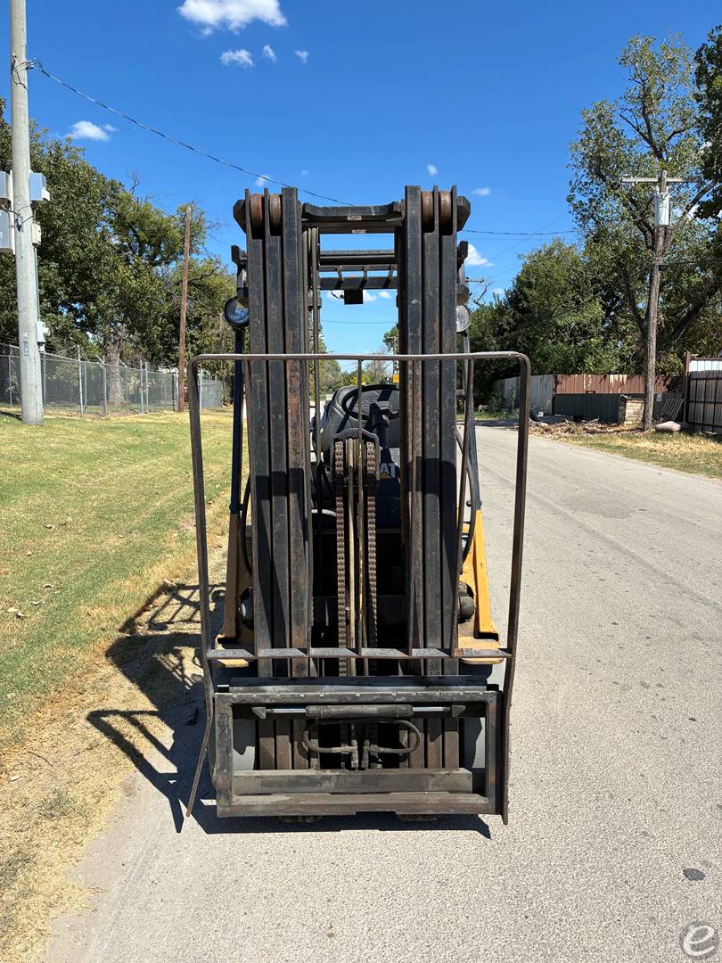 1999 Cat GC20