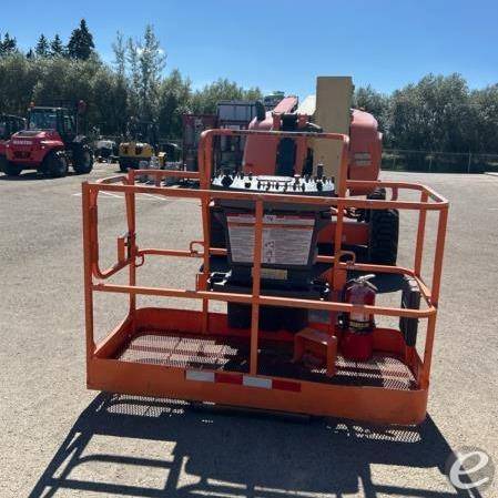 2019 JLG 450AJ