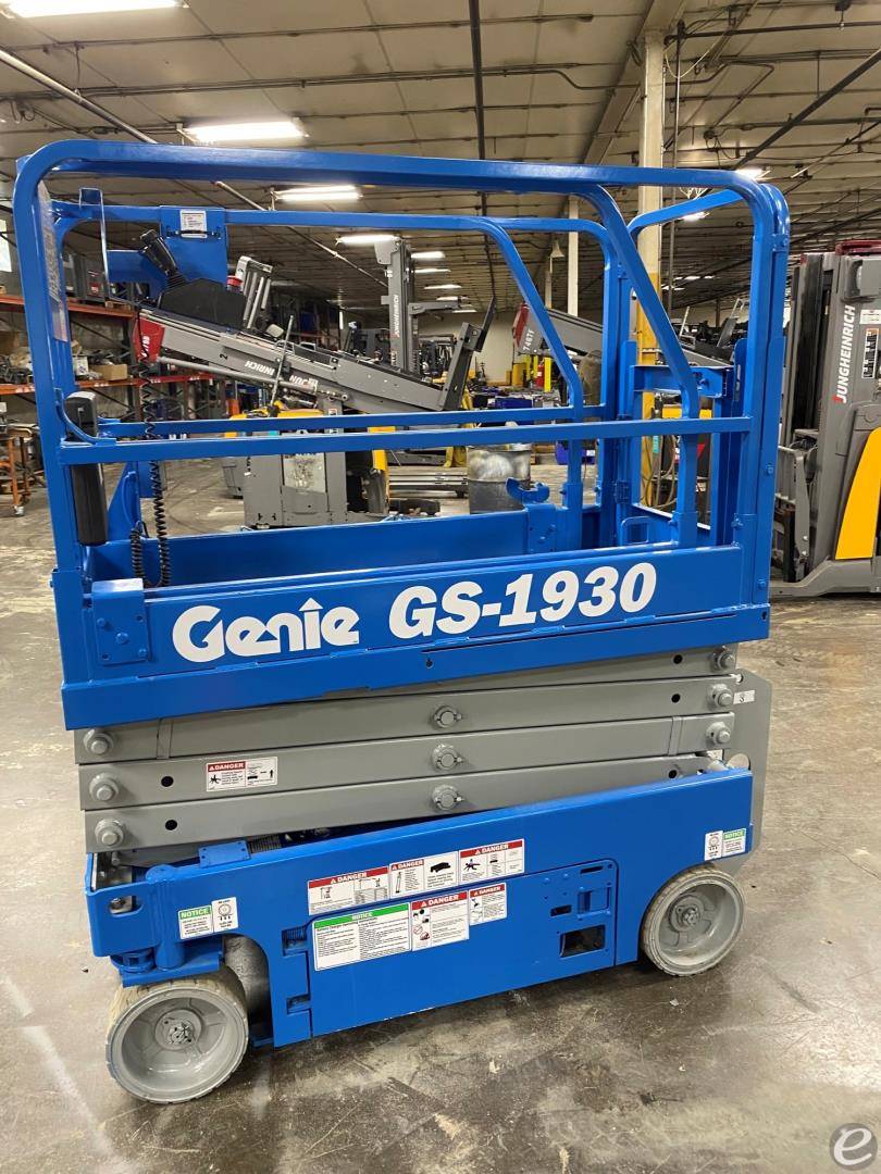 2014 Genie GS1930-8561L
