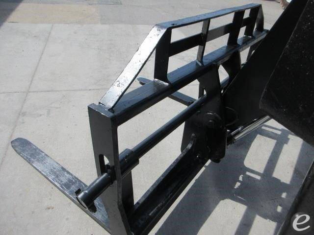 2015 Skytrak 10054