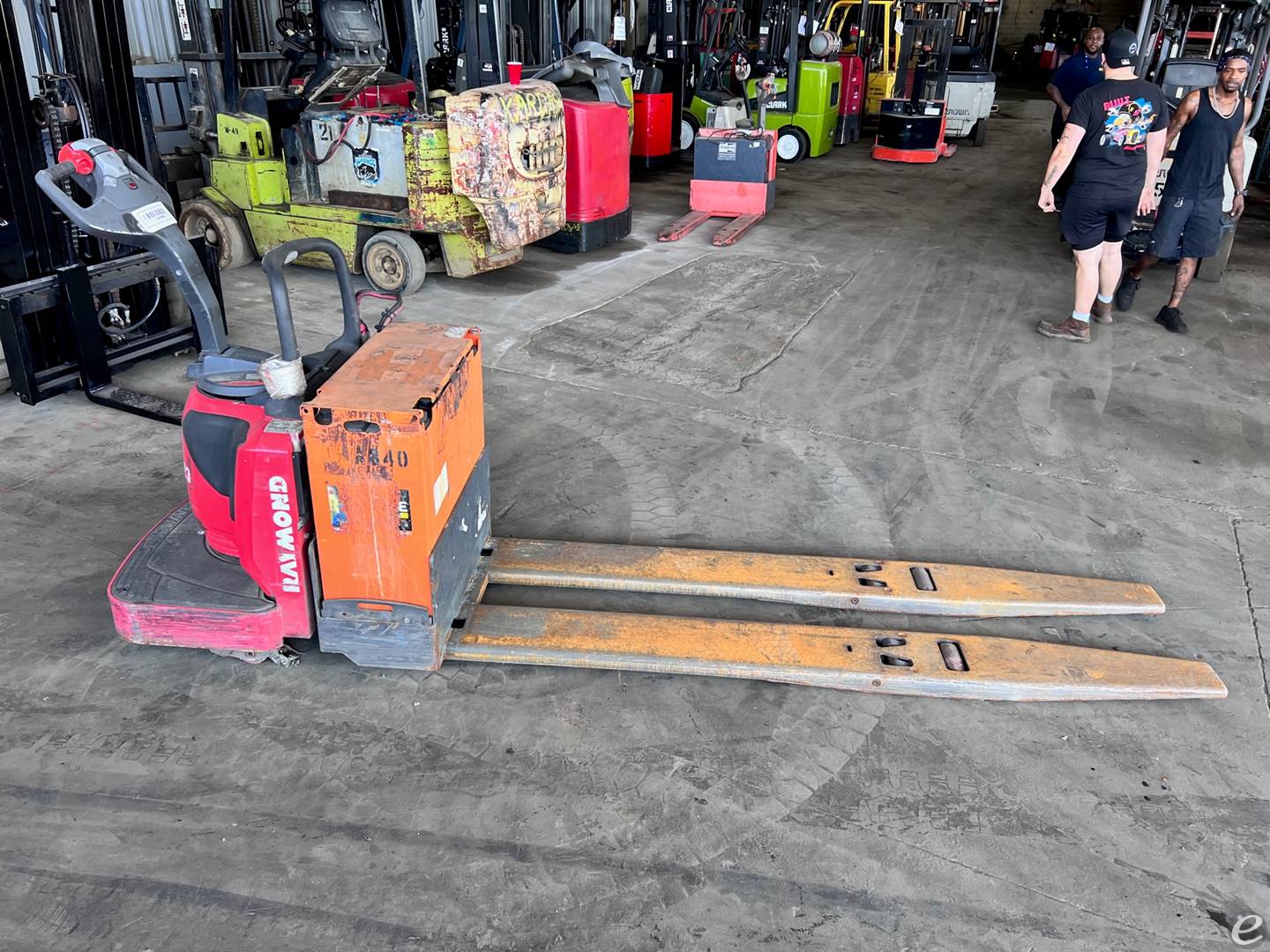2016 Raymond 8410 Electric Forklift...