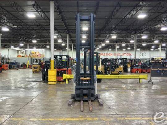 2019 Crown RR5725-45