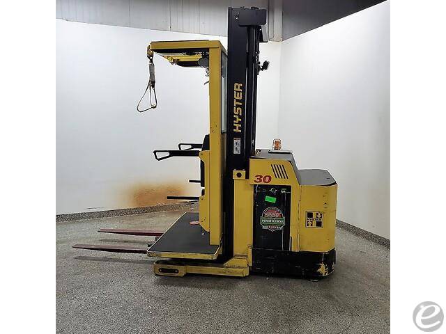 2015 Hyster R30XM3 Electric Order Picker - 123Forklift