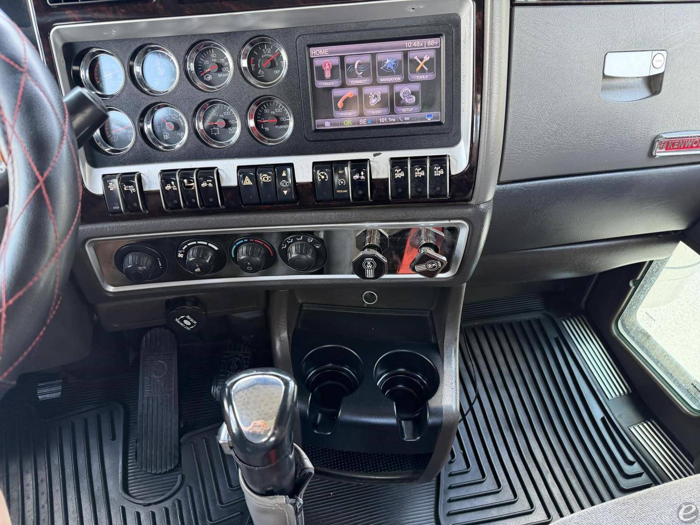 2013 Kenworth W900